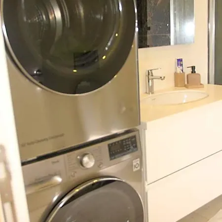 Apartman Lovely One Bedroom Appartment-530 *