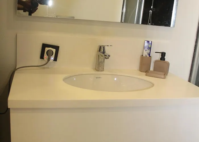 公寓 Lovely One Bedroom Appartment-530 *