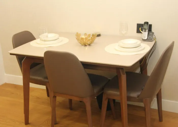 Lovely One Bedroom Appartment-530