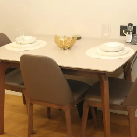 Lovely One Bedroom Appartment-530